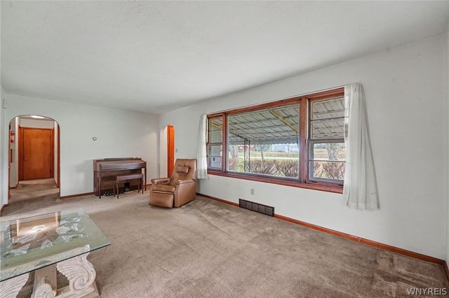 13211 Henskee Road, Alden, NY 14004
