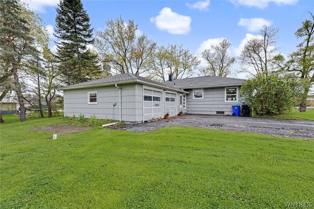 13211 Henskee Road, Alden, NY 14004