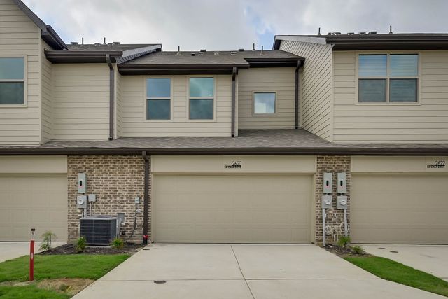 2620 La Cala Drive, Grand Prairie, TX 75054