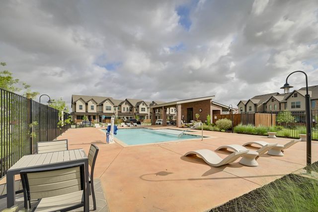 2620 La Cala Drive, Grand Prairie, TX 75054