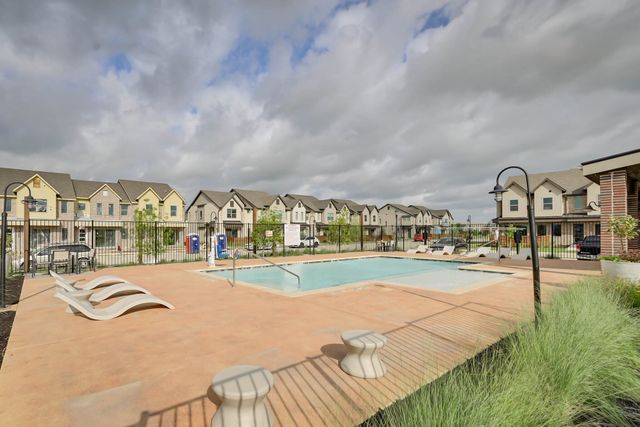 2620 La Cala Drive, Grand Prairie, TX 75054