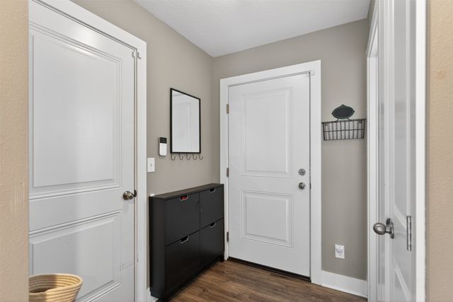 161 Aspen Drive, Norwalk, IA 50211