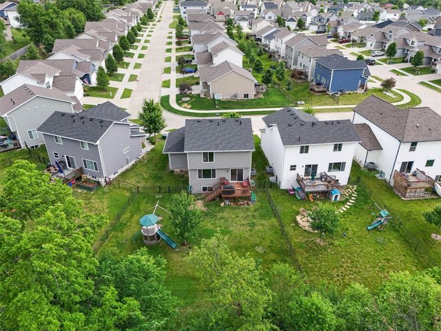 161 Aspen Drive, Norwalk, IA 50211
