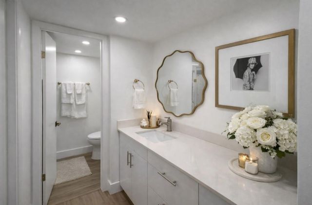 7040 Coral Way 502, Miami, FL 33155