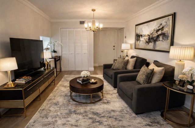 7040 Coral Way 502, Miami, FL 33155