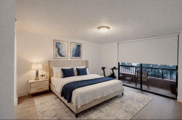 7040 Coral Way 502, Miami, FL 33155