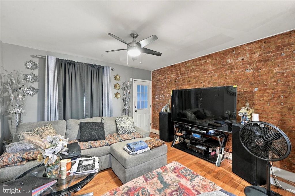 215 E 13TH, Chester, PA 19013 — photo 4