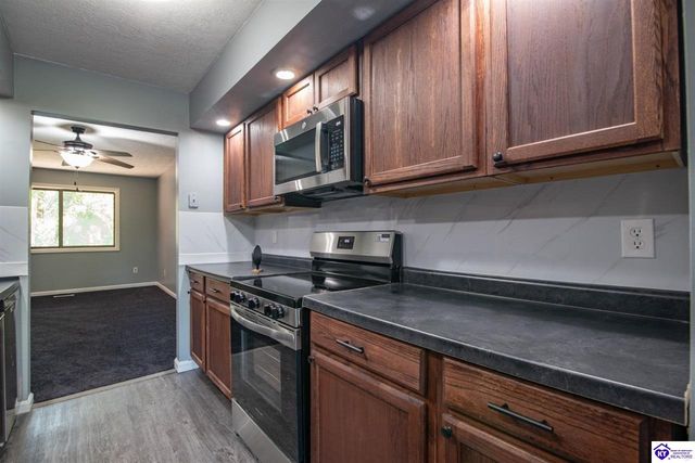 389 Piping Rock Road, Brandenburg, KY 40108