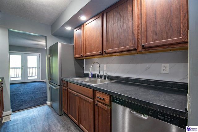 389 Piping Rock Road, Brandenburg, KY 40108