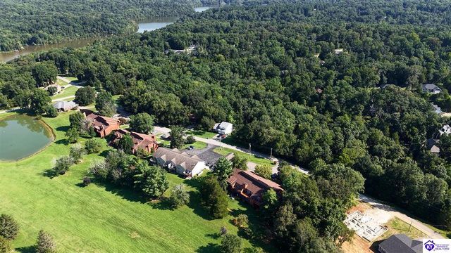 389 Piping Rock Road, Brandenburg, KY 40108