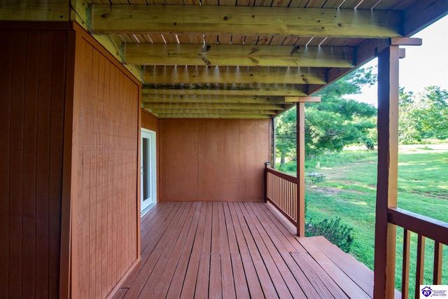 389 Piping Rock Road, Brandenburg, KY 40108