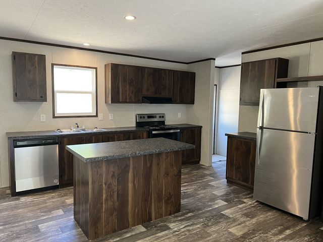 825 Gaulden Hollow Rd, Lafayette, TN 37083
