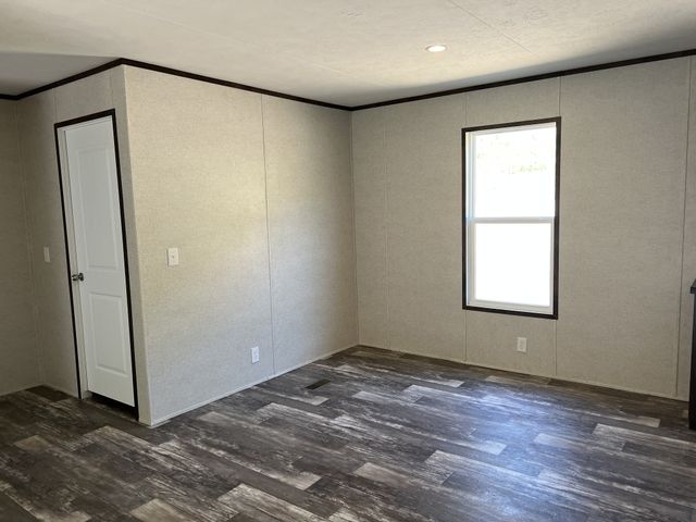 825 Gaulden Hollow Rd, Lafayette, TN 37083