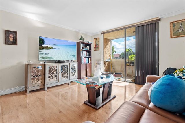 1830 N Lauderdale Avenue 4207, North Lauderdale, FL 33068