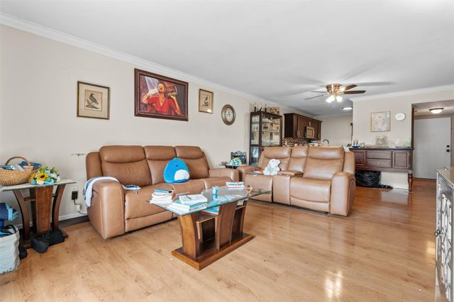 1830 N Lauderdale Avenue 4207, North Lauderdale, FL 33068