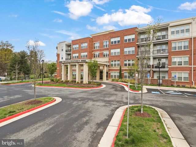 10755 FAIRGROUNDS DR #101, Fairfax, VA 22030