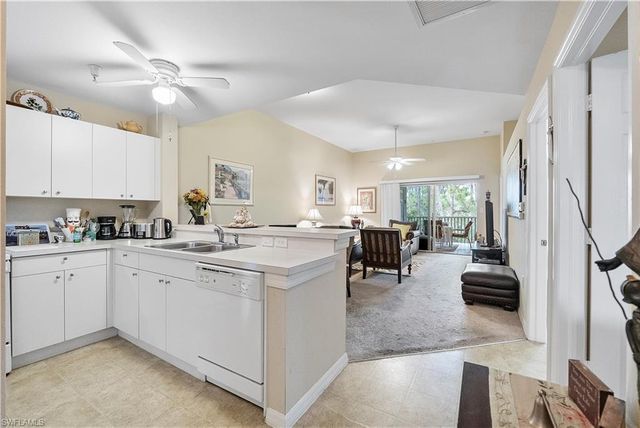 4500 Botanical Place CIR 4, Naples, FL 34112