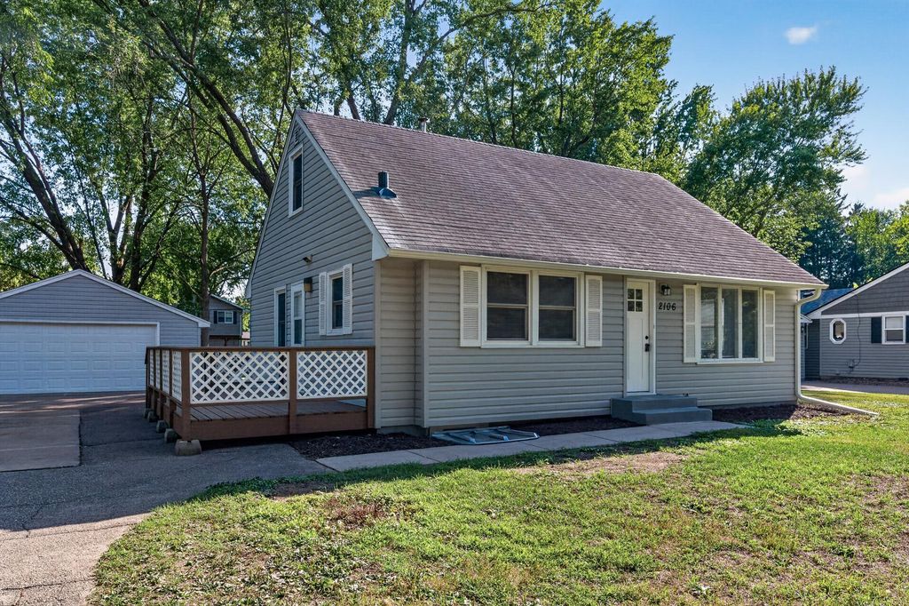 2106 Richard Avenue, White Bear Lake, MN 55110