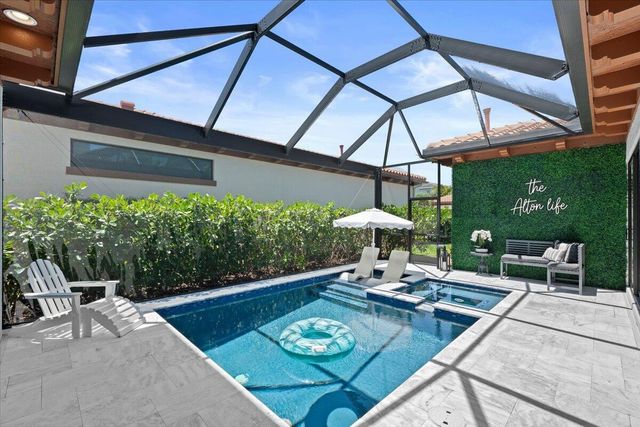 8039 Hobbes Way, Palm Beach Gardens, FL 33418