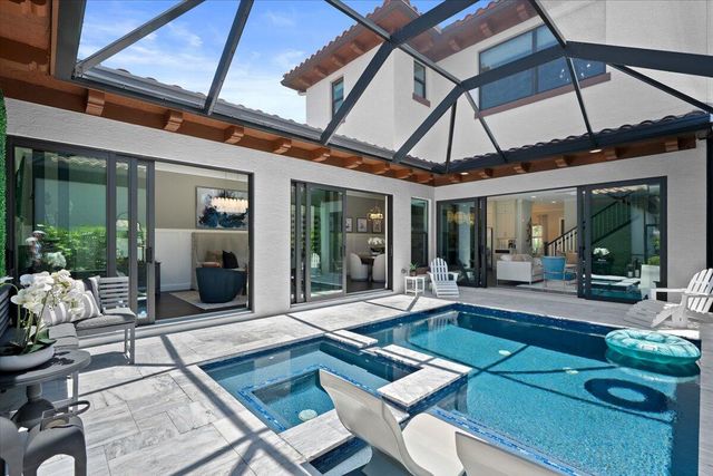 8039 Hobbes Way, Palm Beach Gardens, FL 33418