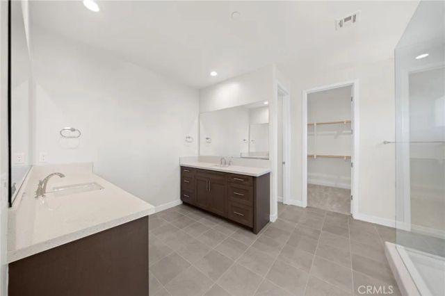 370 Brackens, Lake Forest, CA 92630