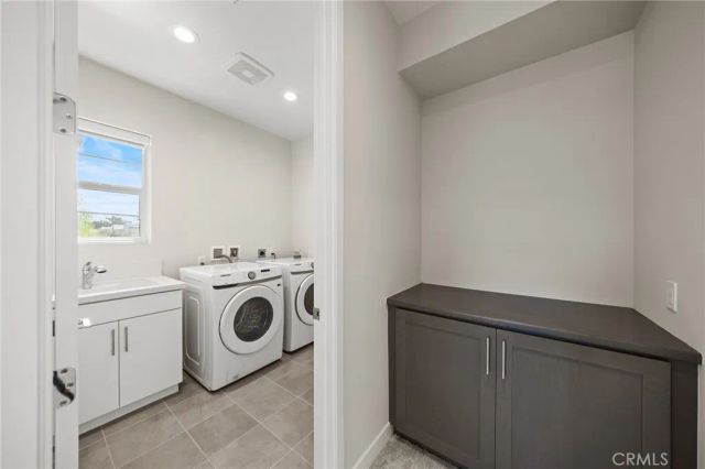 370 Brackens, Lake Forest, CA 92630