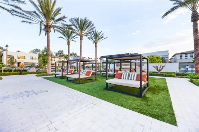 370 Brackens, Lake Forest, CA 92630