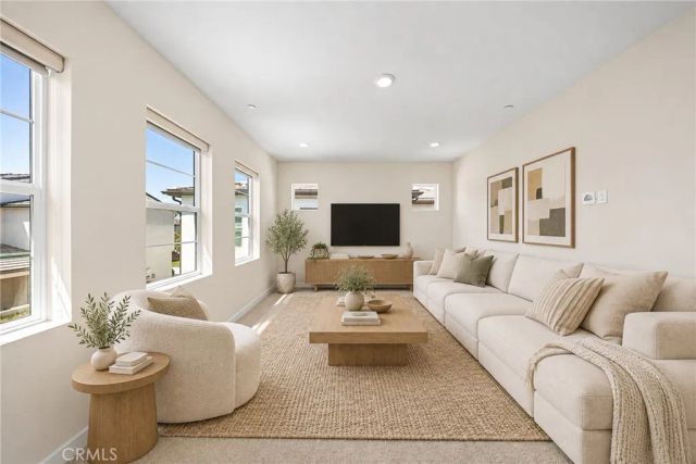 370 Brackens, Lake Forest, CA 92630