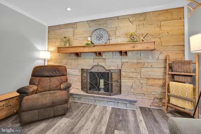 130 CLEARFIELD LN, Reading, PA 19608