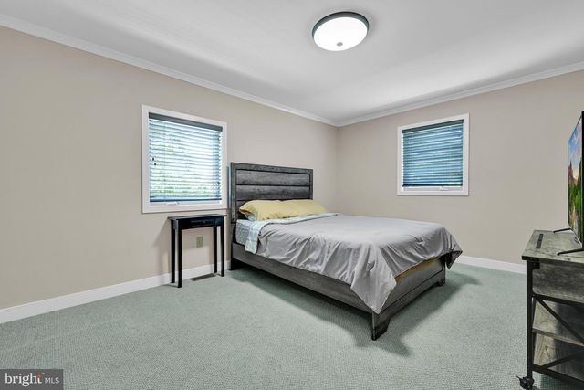 130 CLEARFIELD LN, Reading, PA 19608