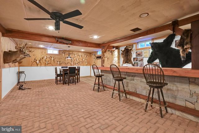 130 CLEARFIELD LN, Reading, PA 19608