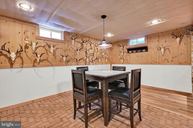 130 CLEARFIELD LN, Reading, PA 19608