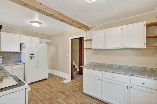 508 Maple Street, Three Rivers, MI 49093