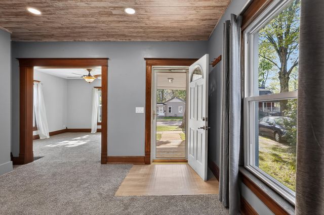 508 Maple Street, Three Rivers, MI 49093