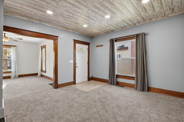 508 Maple Street, Three Rivers, MI 49093