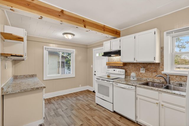 508 Maple Street, Three Rivers, MI 49093
