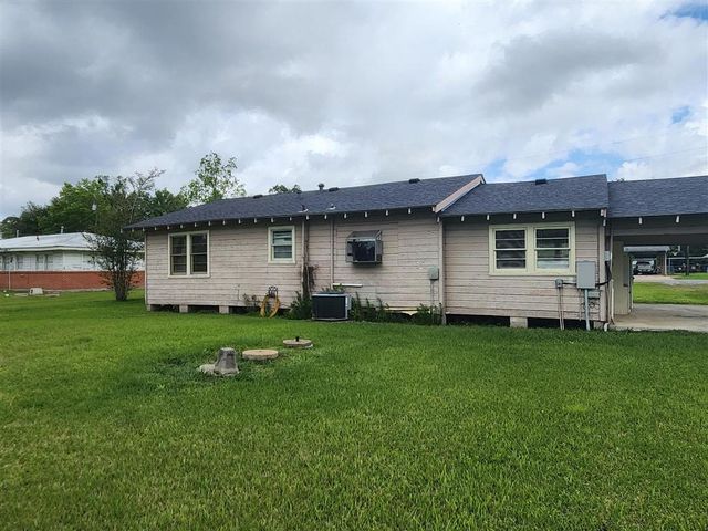 863 Cooley Road, Moss Bluff, LA 70611