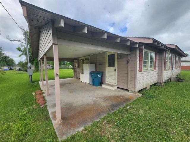 863 Cooley Road, Moss Bluff, LA 70611
