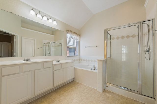 115 Fort Edward Drive, Arlington, TX 76002