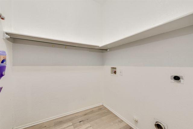 115 Fort Edward Drive, Arlington, TX 76002