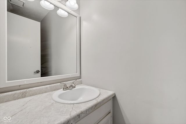 4606 Stansbury Lane, Indianapolis, IN 46254