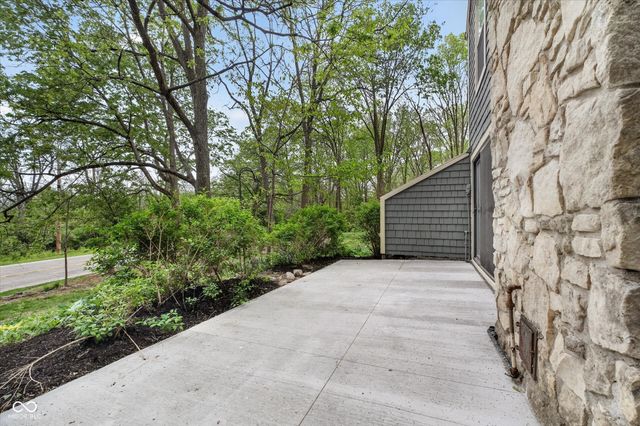 4606 Stansbury Lane, Indianapolis, IN 46254