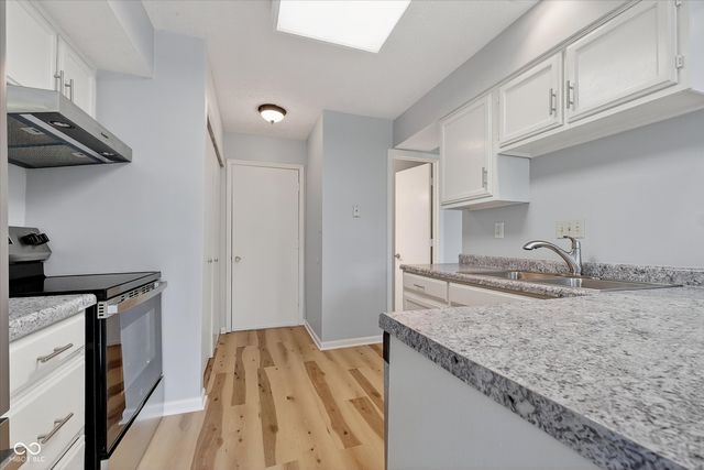 4606 Stansbury Lane, Indianapolis, IN 46254