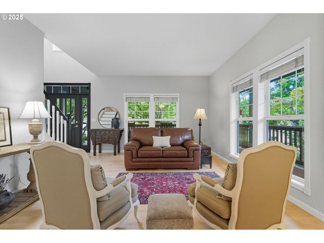 8020 Sw 154TH Ave, Beaverton, OR 97007