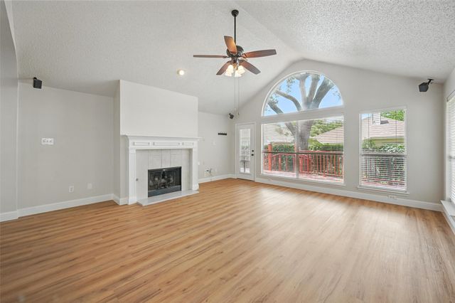 6720 Day Drive, Fort Worth, TX 76132