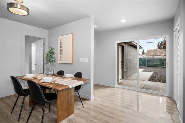 820 E Crown Ave, Spokane, WA 99207