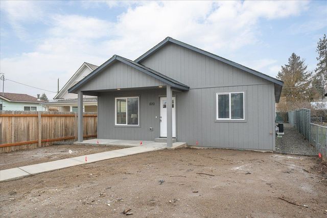 820 E Crown Ave, Spokane, WA 99207