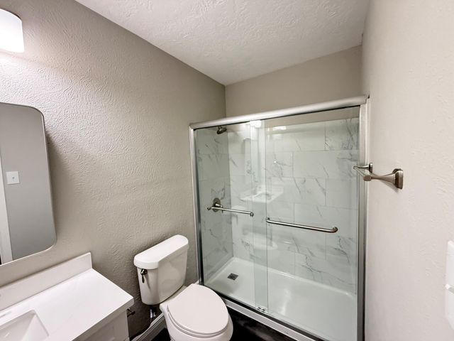 6431 Harcourt Drive, Houston, TX 77016