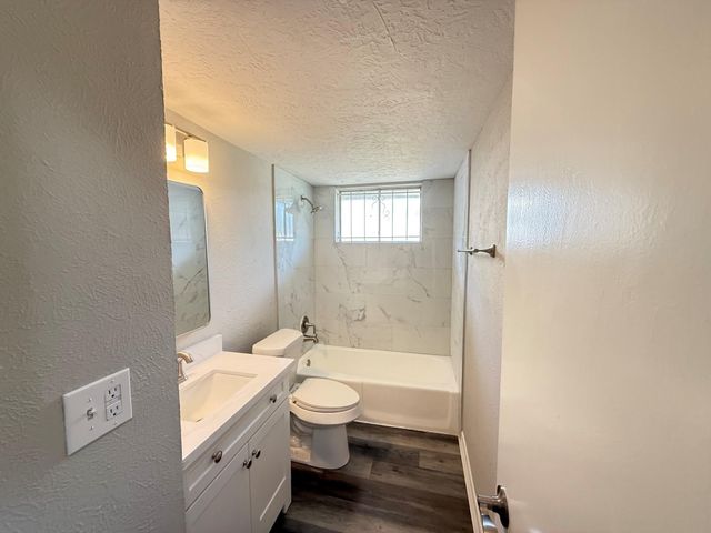 6431 Harcourt Drive, Houston, TX 77016