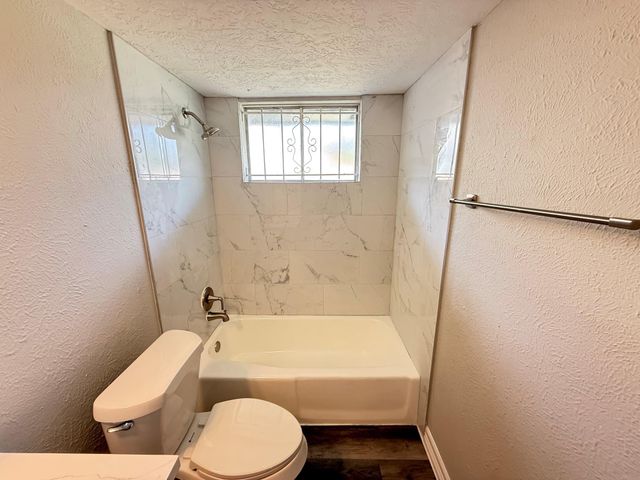 6431 Harcourt Drive, Houston, TX 77016